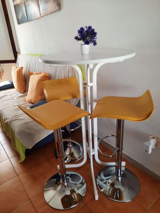 Apartment Los Locos Beach With Balcony And Wi-Fi Torrevieja Ngoại thất bức ảnh