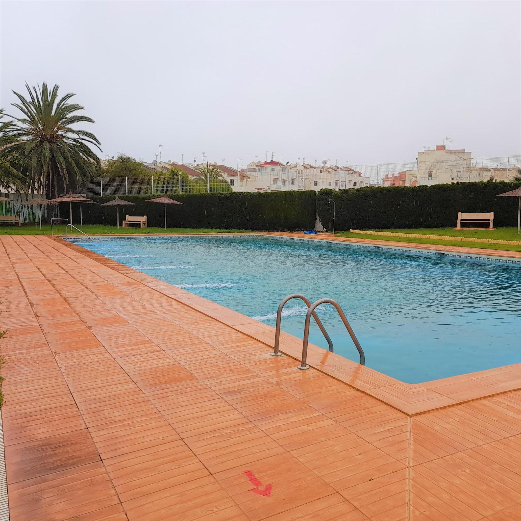 Apartment Los Locos Beach With Balcony And Wi-Fi Torrevieja Ngoại thất bức ảnh