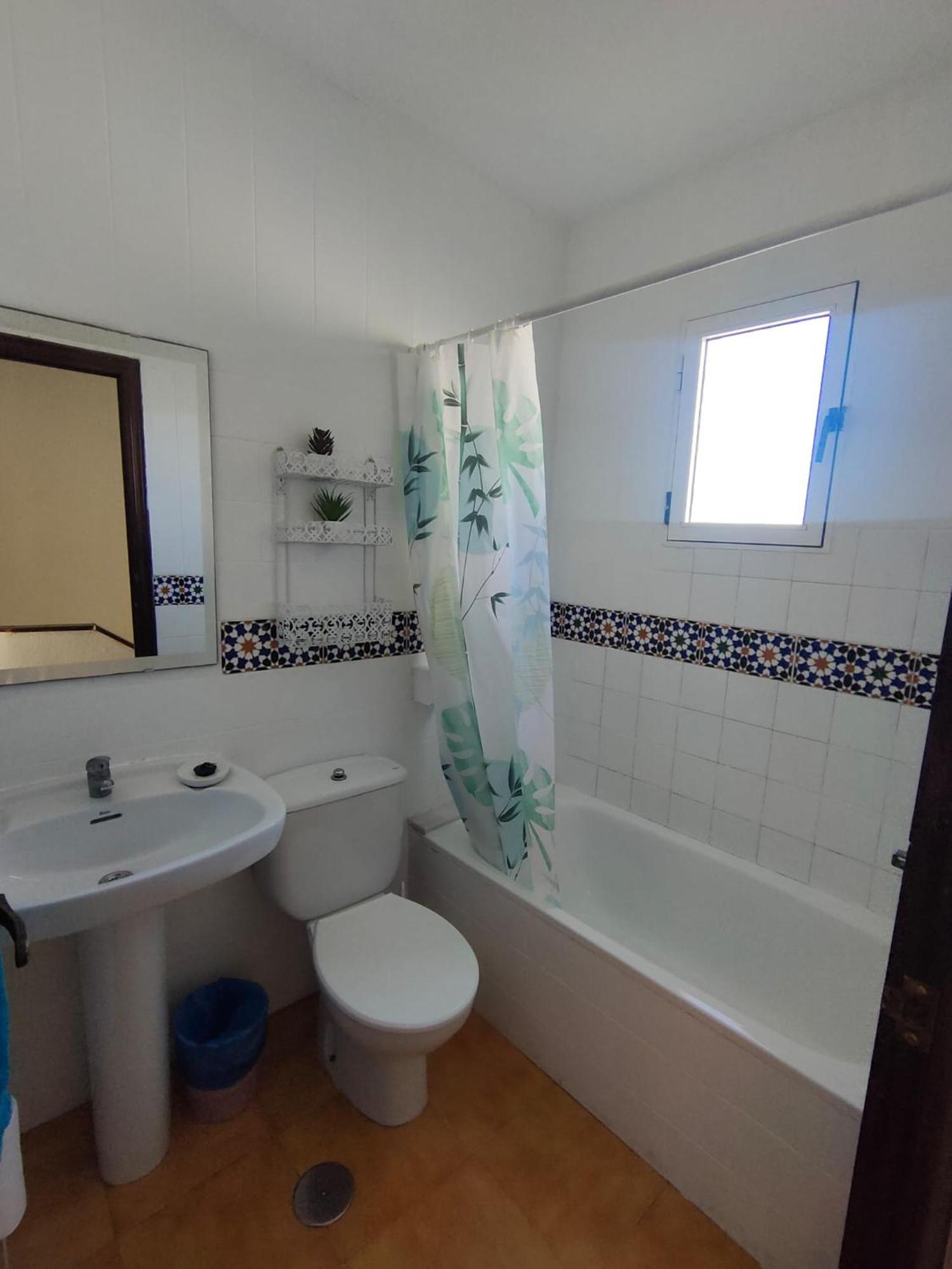Apartment Los Locos Beach With Balcony And Wi-Fi Torrevieja Ngoại thất bức ảnh