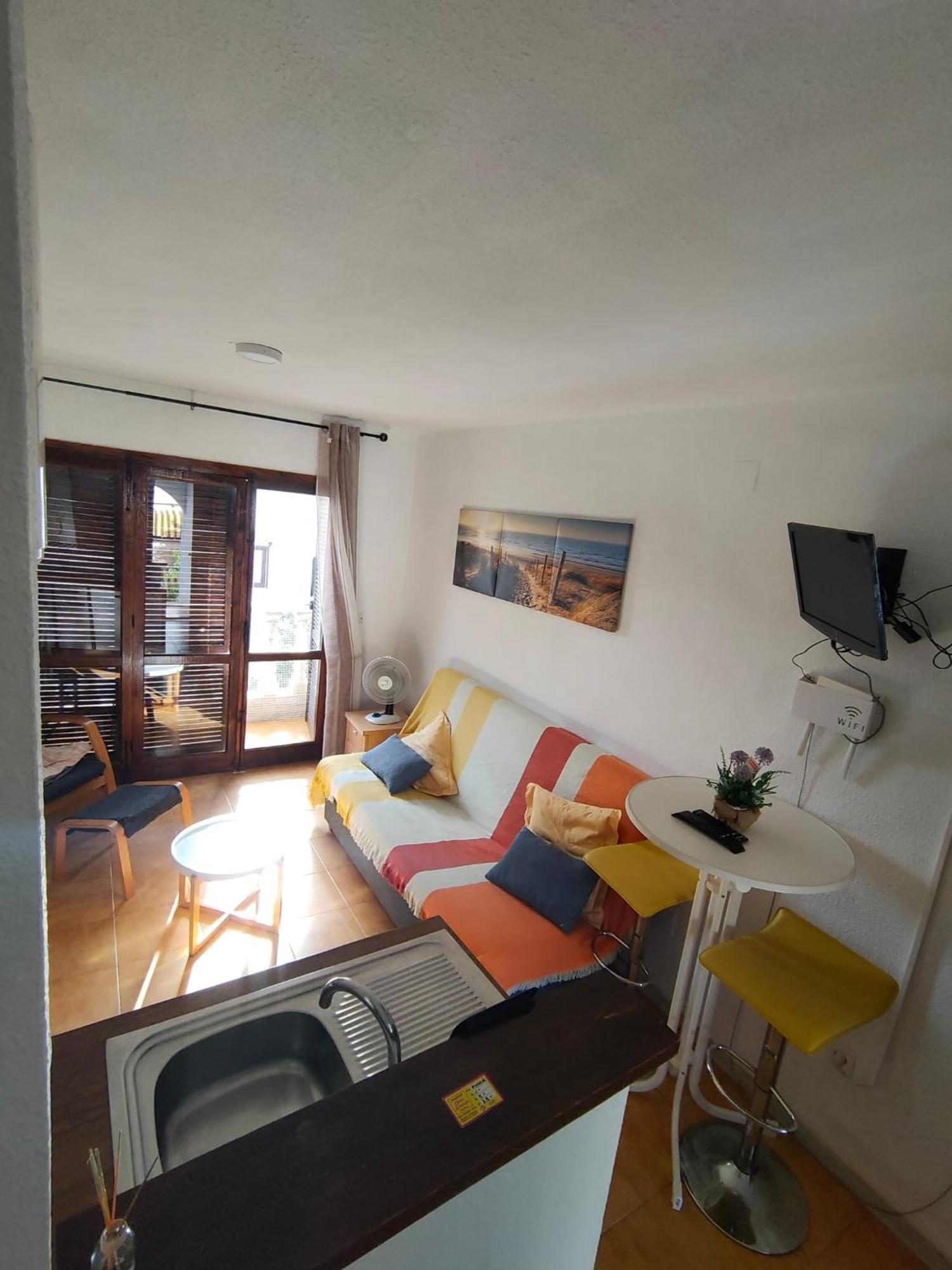 Apartment Los Locos Beach With Balcony And Wi-Fi Torrevieja Ngoại thất bức ảnh