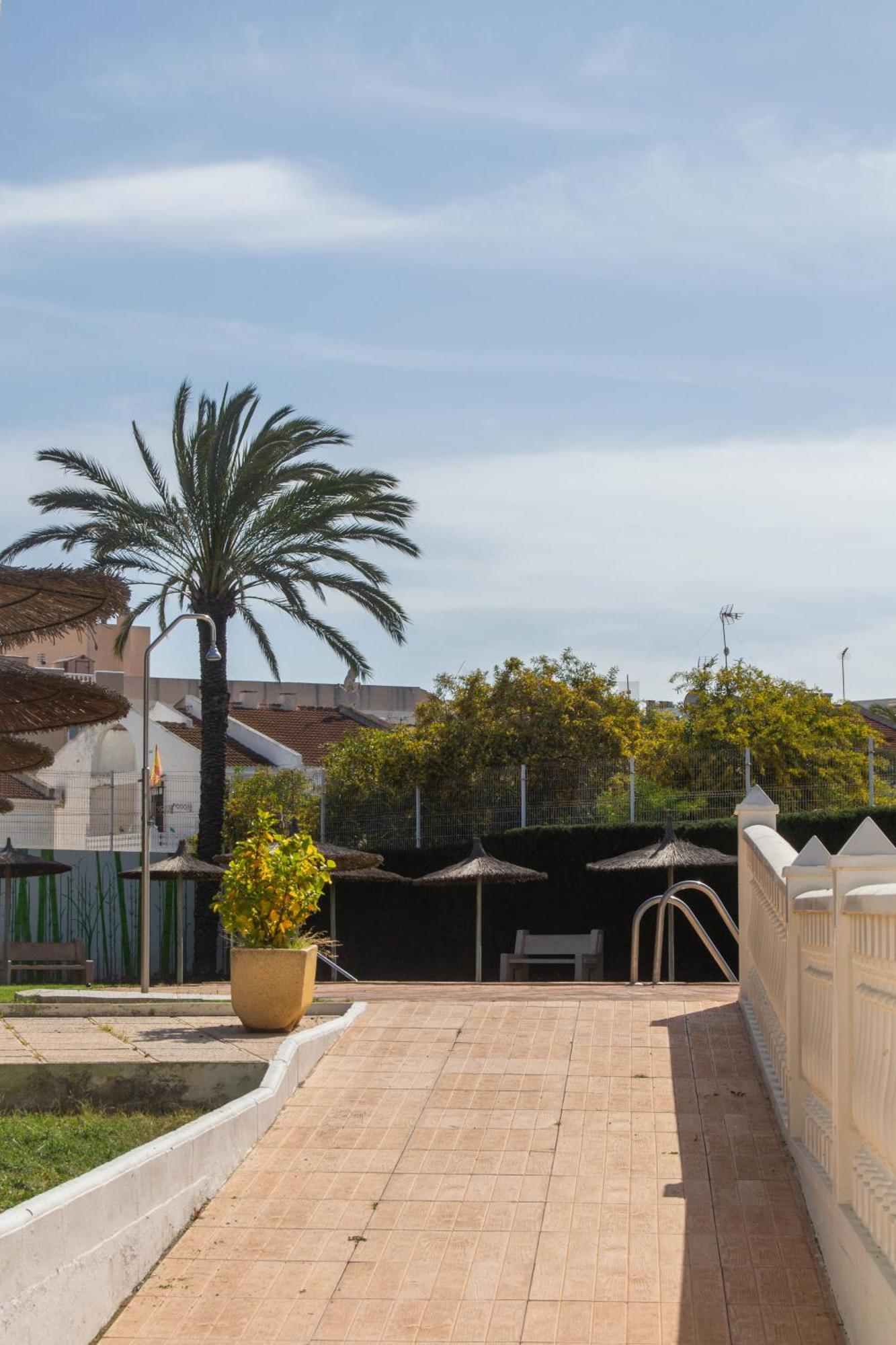 Apartment Los Locos Beach With Balcony And Wi-Fi Torrevieja Ngoại thất bức ảnh